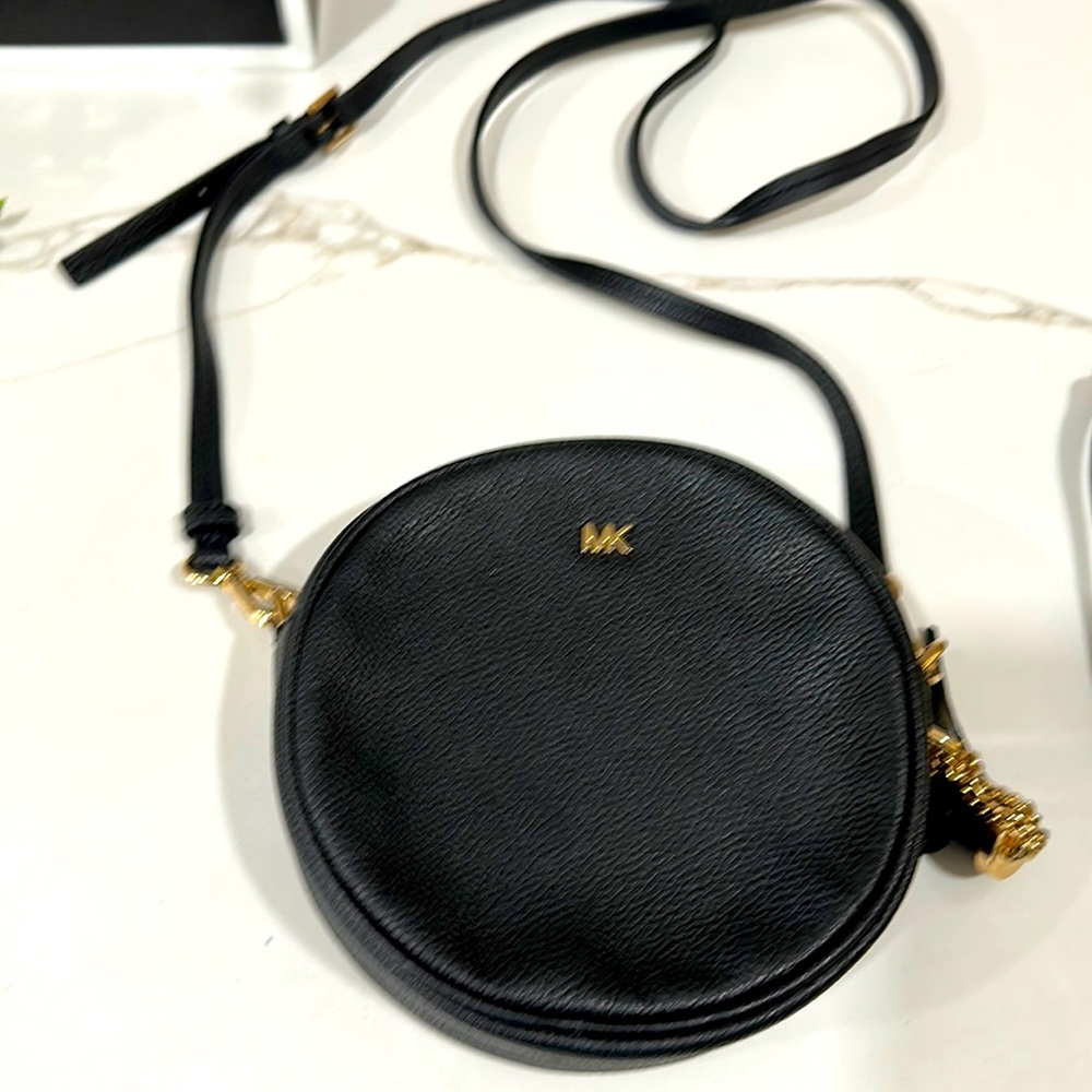 Michael Kors Round Crossbody Bag - Black